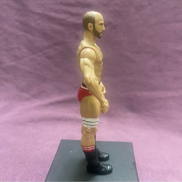 WWE Wrestling Antonio Cesaro action figure - Picture 8 of 8